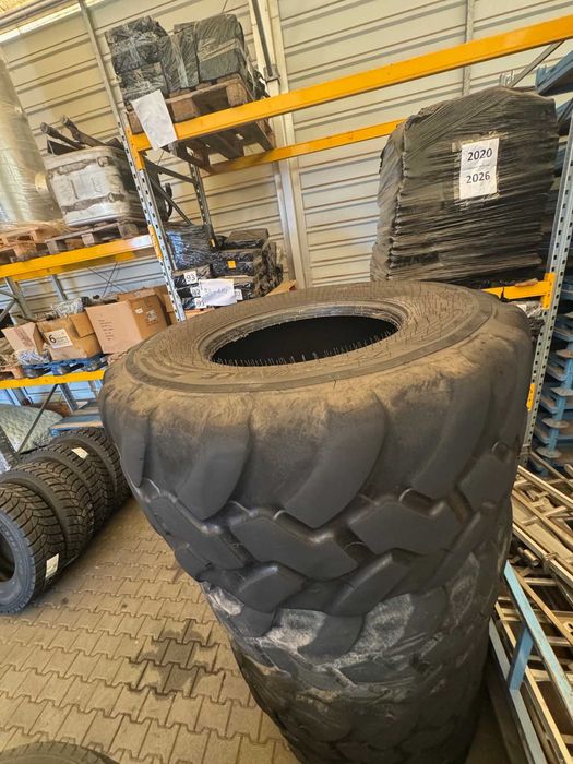 opony 600/55 R26,5   OPONY KOMPLET   ADVANCE