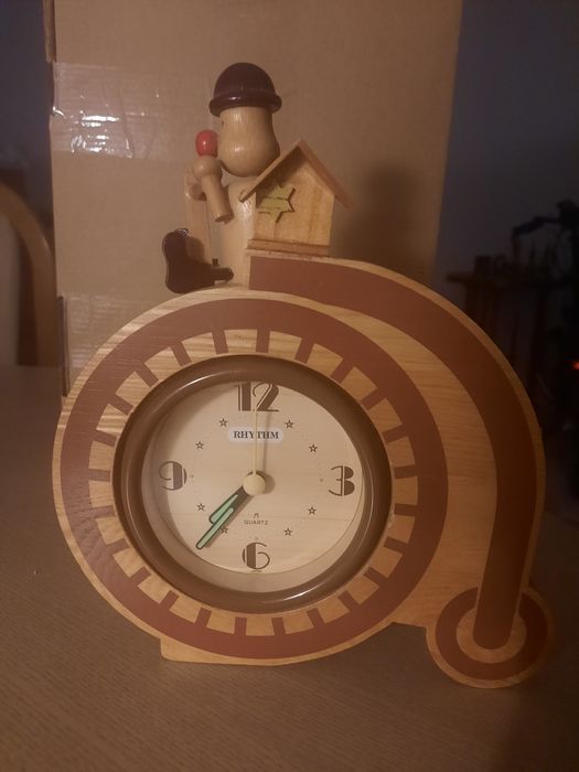 Zegar z kołysanką