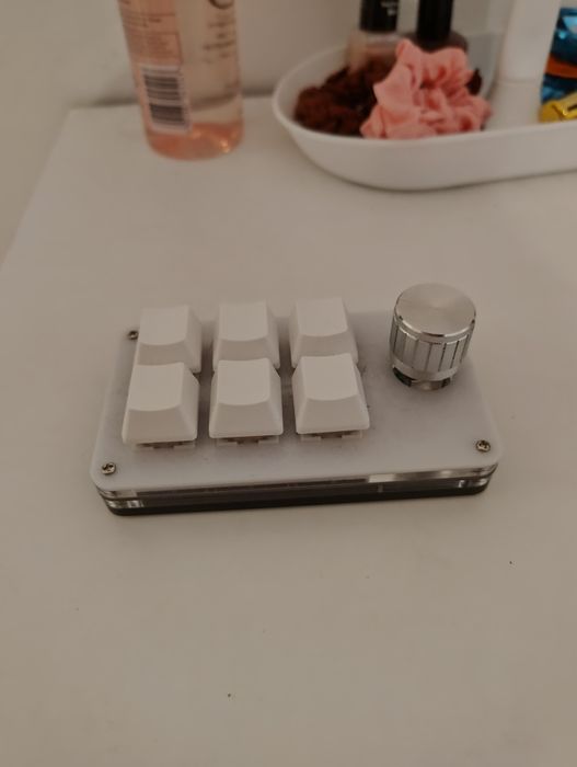 Mini programowalna klawiatura