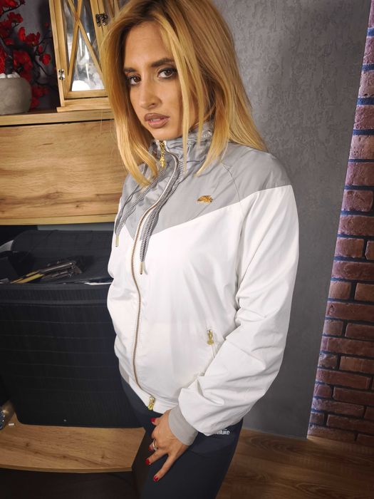 kurtka wiatrówka Nike Air rozmiar S