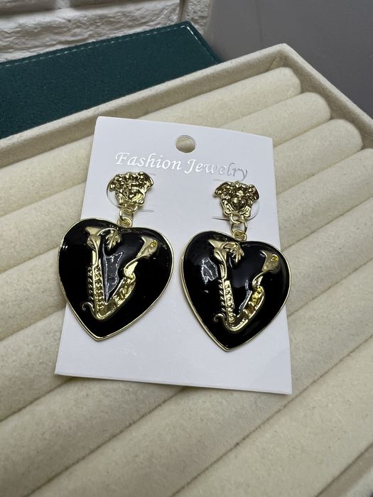 Nowe luksusowe kolczyki w kształcie serca