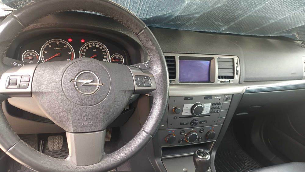 Vendo Opel Vectra Caravan Cosmo 1.9CDTI 150cv 185.000KM - Gasoleo