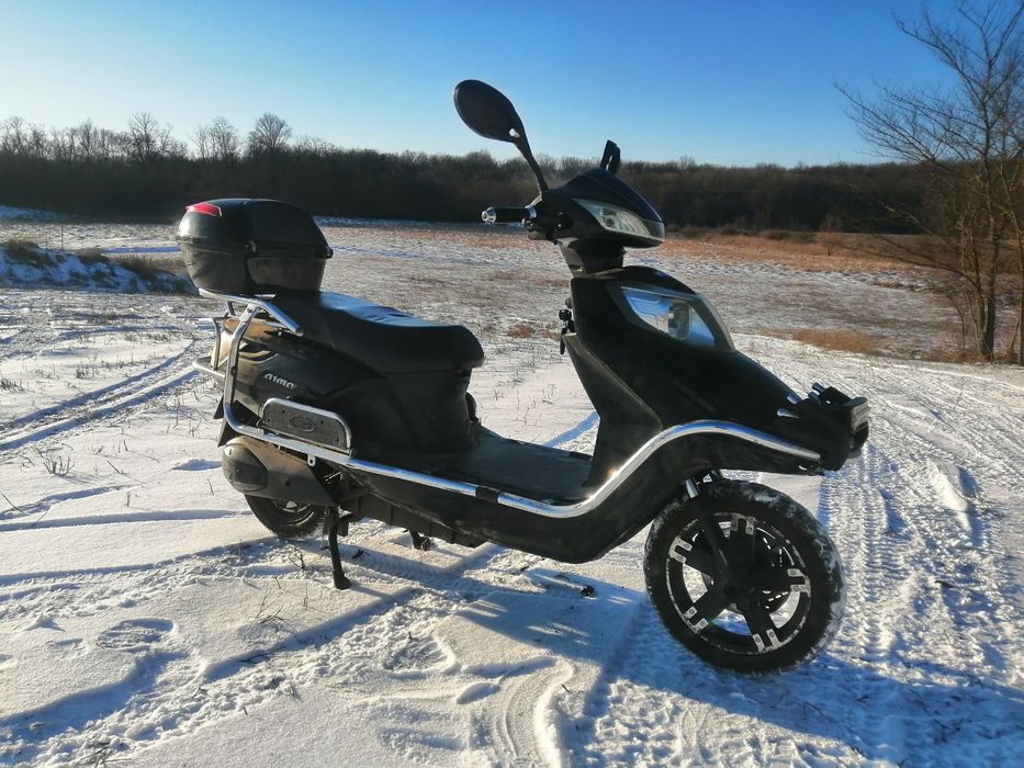 Продам электроскутер Aima King S