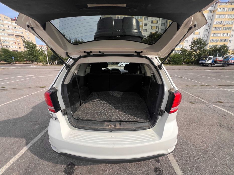 Dodge Journey 2014 SXT Газ/бензин 2.4 л