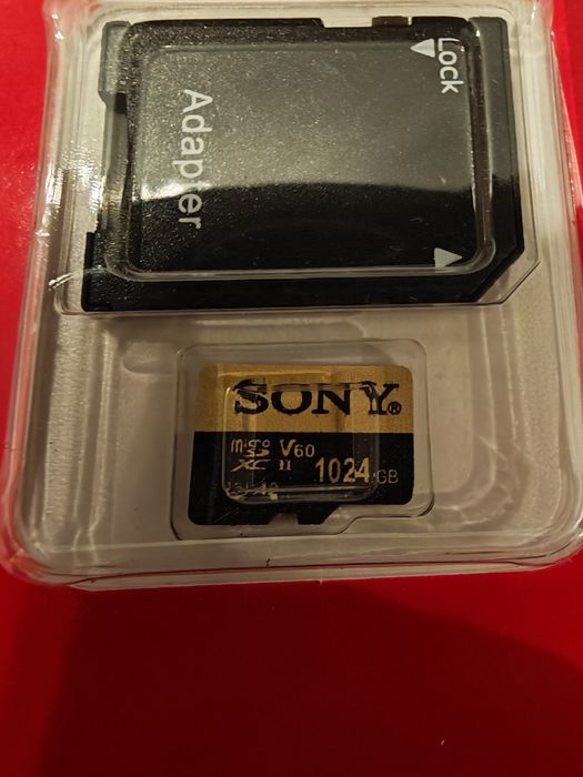 karta pamięci Sony Micro SDHC/SDXC V60 o pojemności 1024 GB z dołączonym adapterem SD