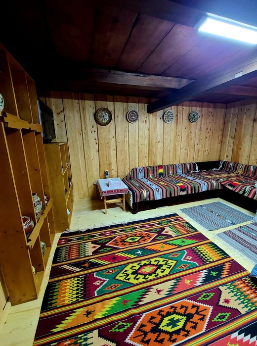 Продам будинок в Верховині .
