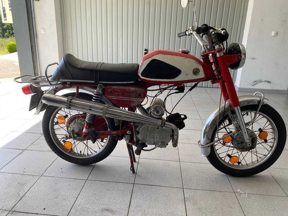 Vendo Yamaha 50 modelo cf 2002 de 1970