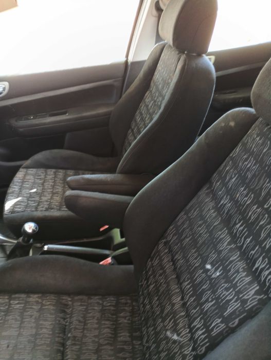 Peugeot 307 1.6 TDI. Para peças ou arranjar