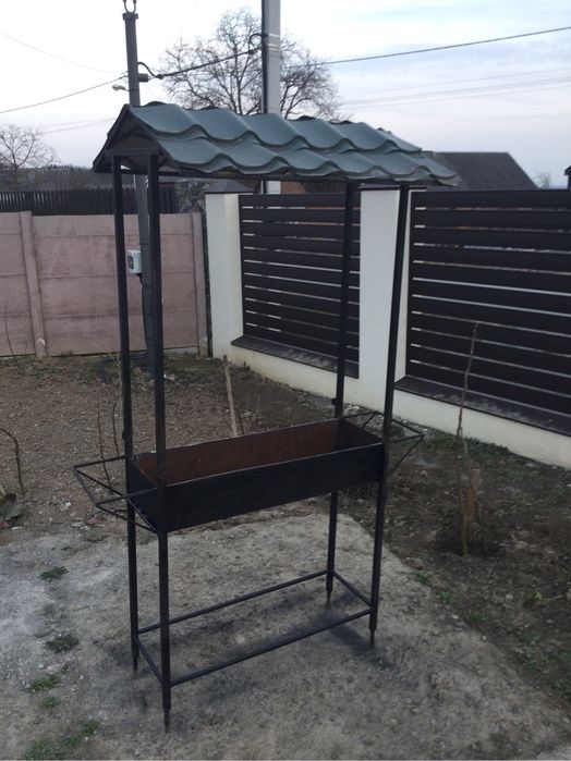 Мангал для відпочинку з дашком