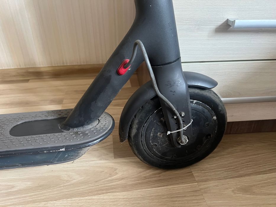 Електросамокат Xiaomi M365
