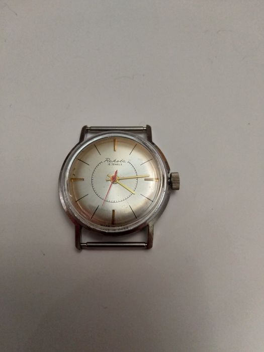 Часы ракета редкие