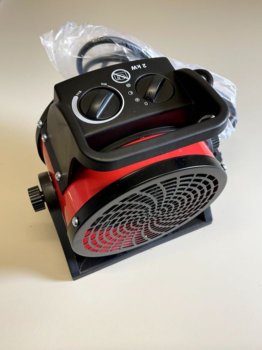 Nagrzewnica elektryczna ceramiczna PTC 2000W Termowentylator Froadp (Nowa) (3237)