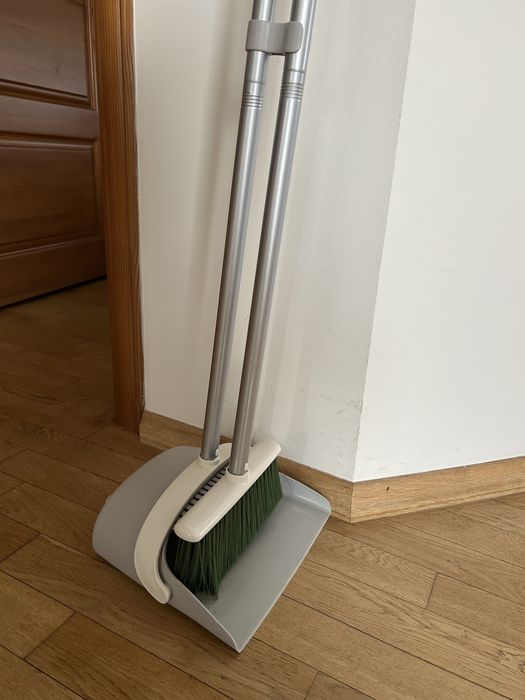 Ikea мітла з совком