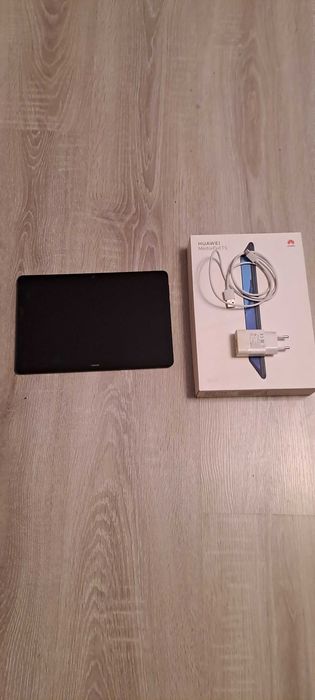 Tablet Huawei jak nowy