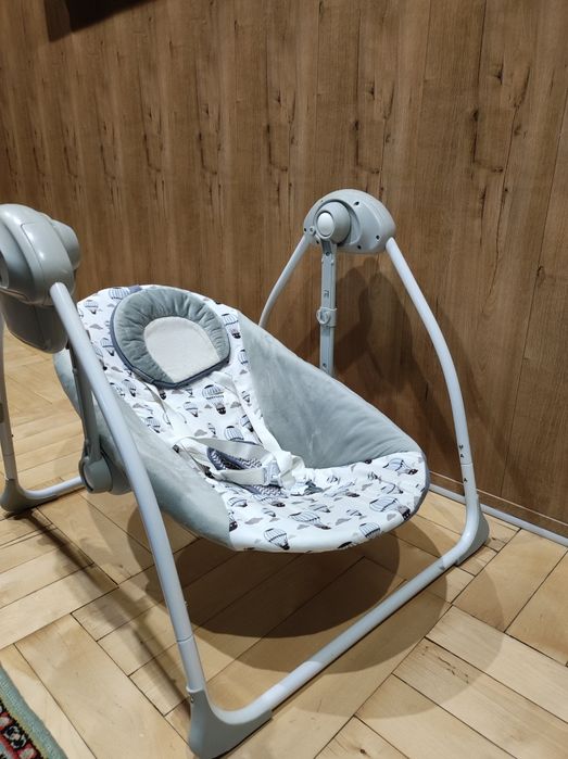 Заколисувальний центр,крісло гойдалка,шезлонг