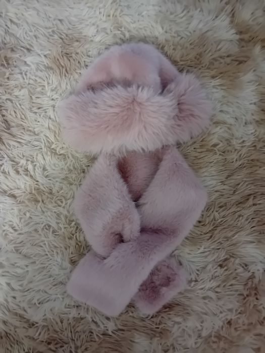 Wyjątkowy komplet damski czapka szalik futerko Nowe