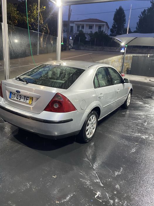 Ford mondeo 2.0tddi
