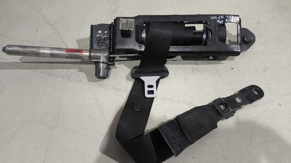 Pré tensores Cintos VOLVO V50 Frente Esquerdo 3039.191127