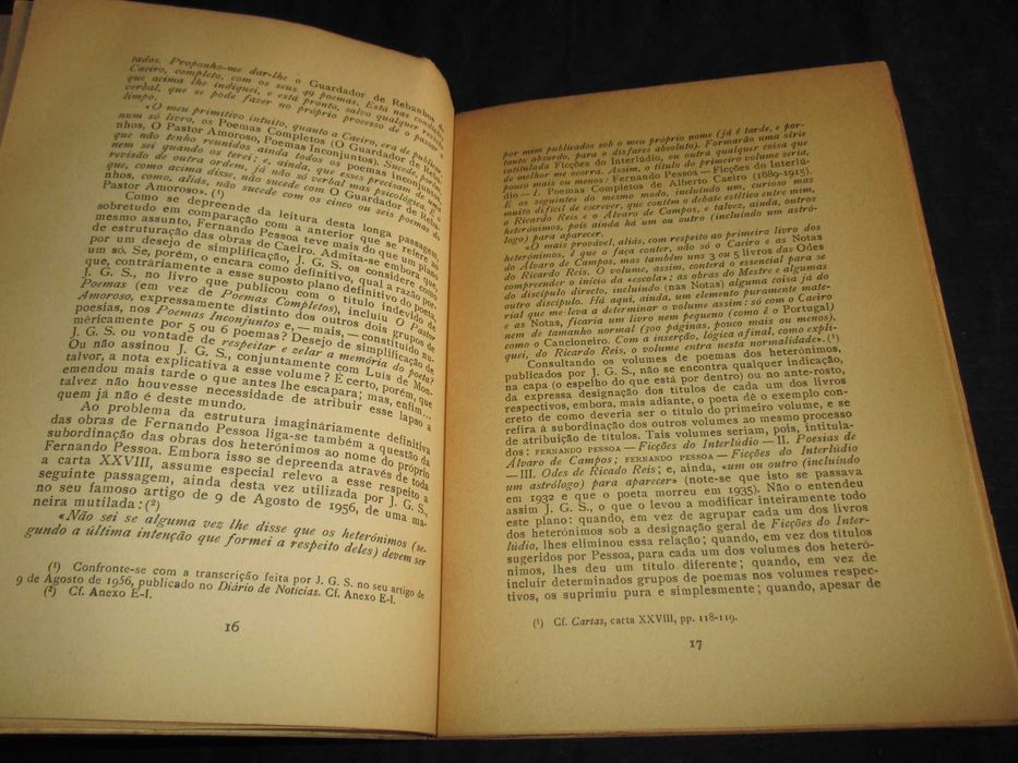 Livro Os Inéditos de Fernando Pessoa e os critérios do Gaspar Simões