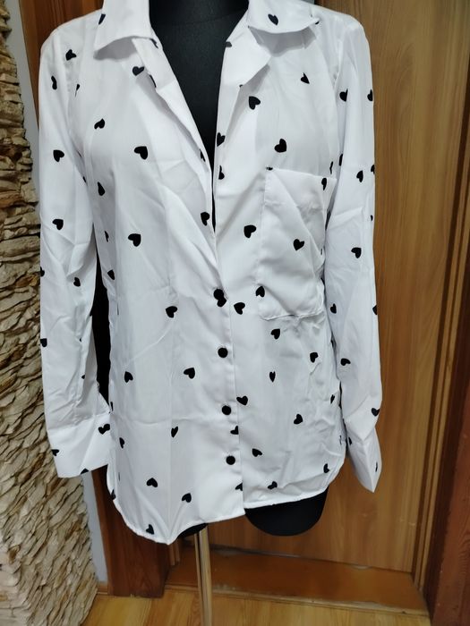 Biała koszula w serca M/L