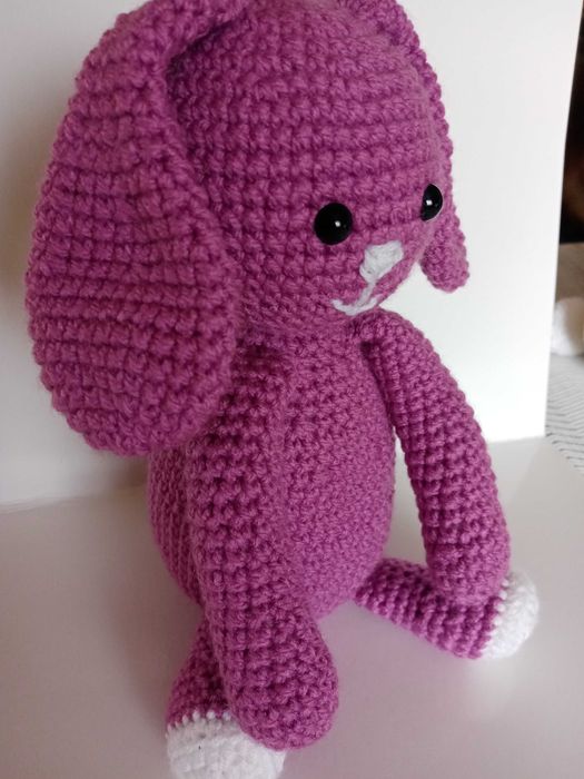 Króliczek, szydełkowy - amigurumi