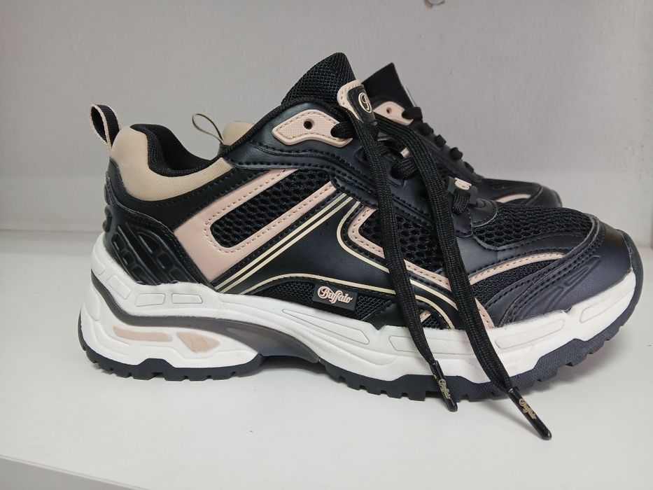 Кросівки  41-40  р/26 см Buffalo  оригинал