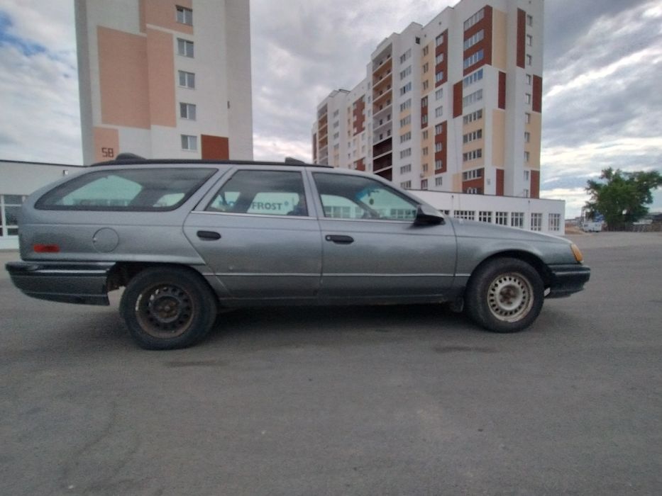 Форд Таурус універсал 1g