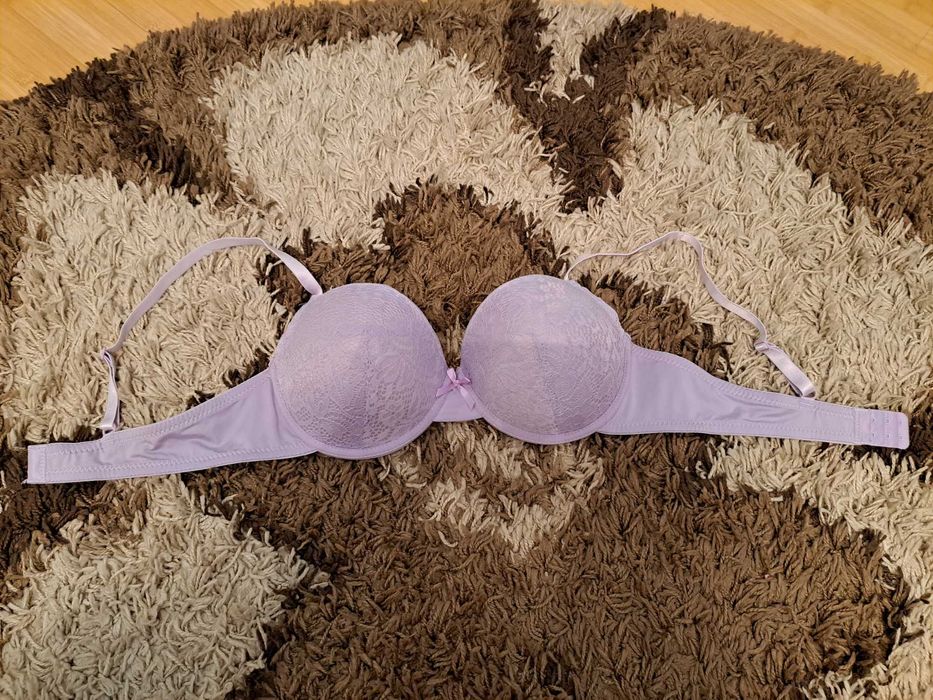 Отличный бюстгальтер