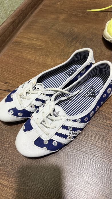 Балетки Adidas, нові, 37 розмір