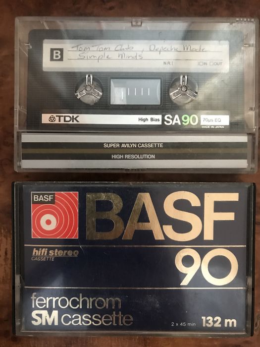 Продам аудиокассету Basf TDK одним лотом