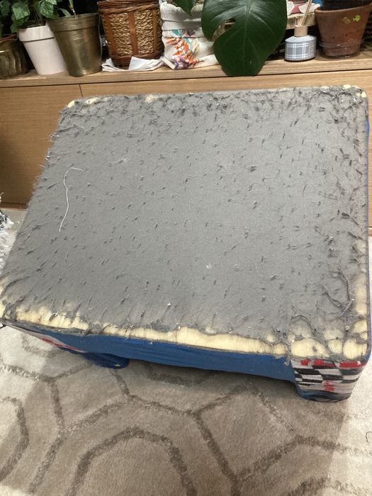 Fotel z pianki dla dziecka