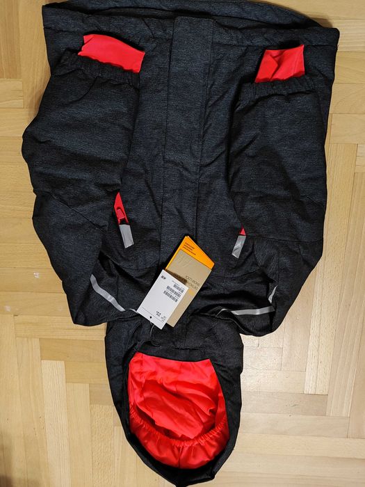 Куртка  H&M Sport 104