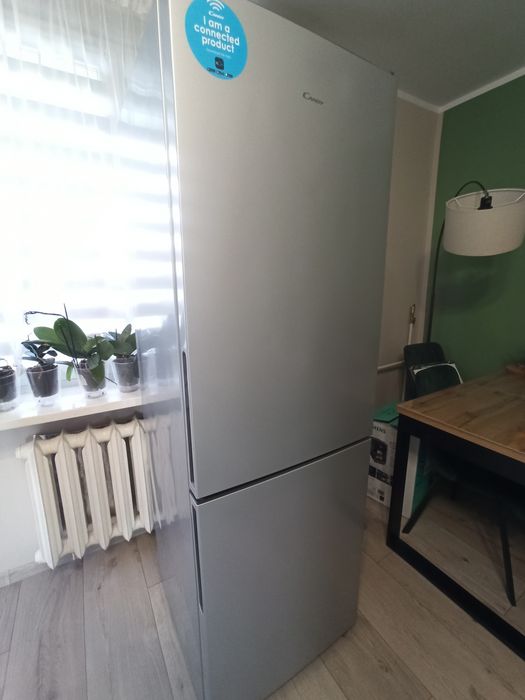 Sprzedam lodówkę
