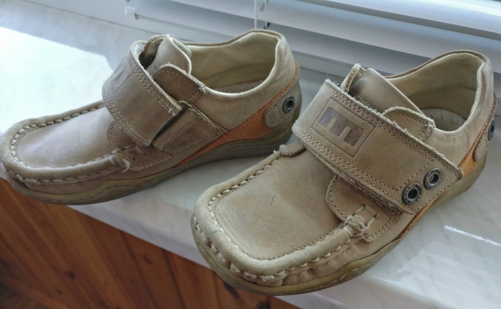 Кожані туфлі - мокасини