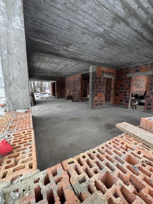 Dom jednorodziny w budowie 165.85m2 duza dzialka 1400m2