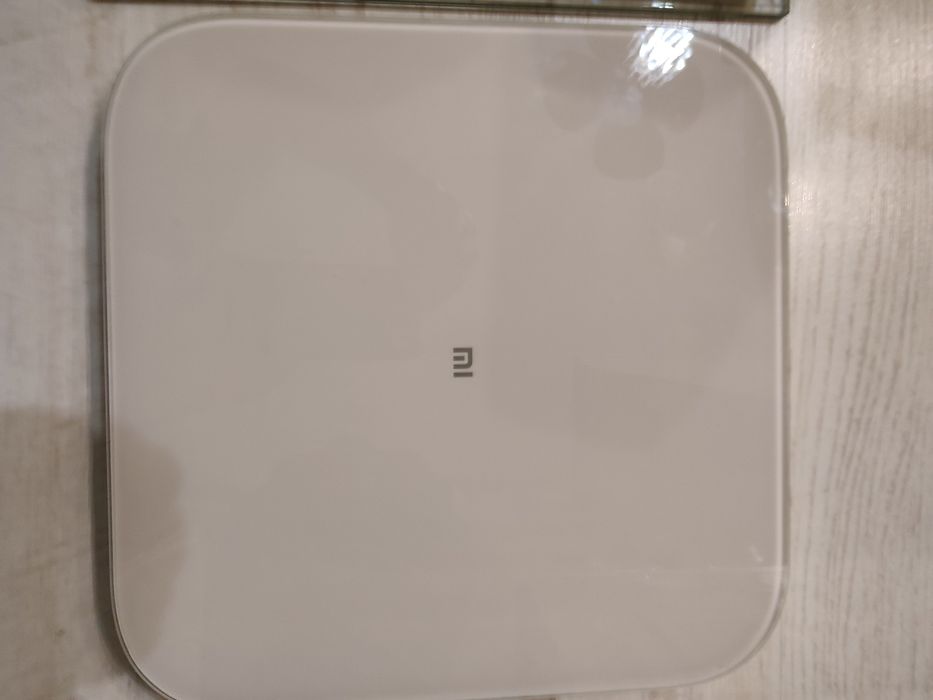 Продаются напольные весы