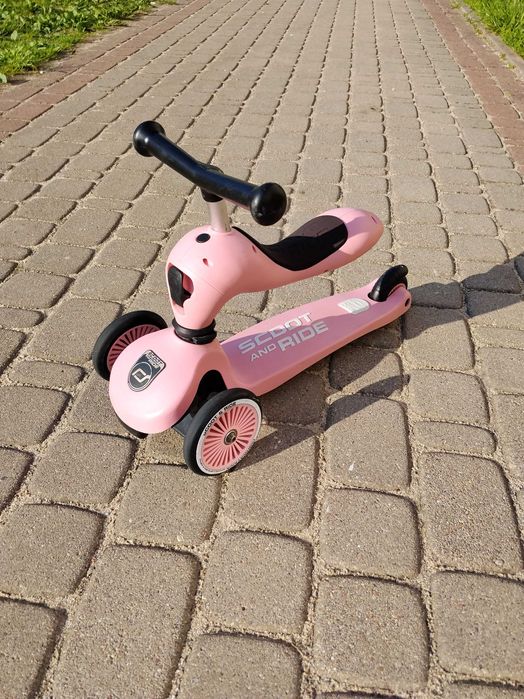 Hulajnoga Scoot and Ride różowa kask