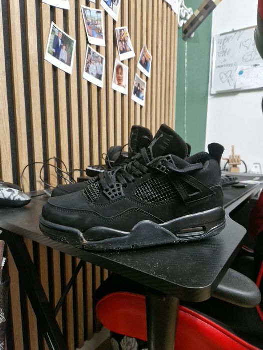 Air Jordan 4 Black Cat