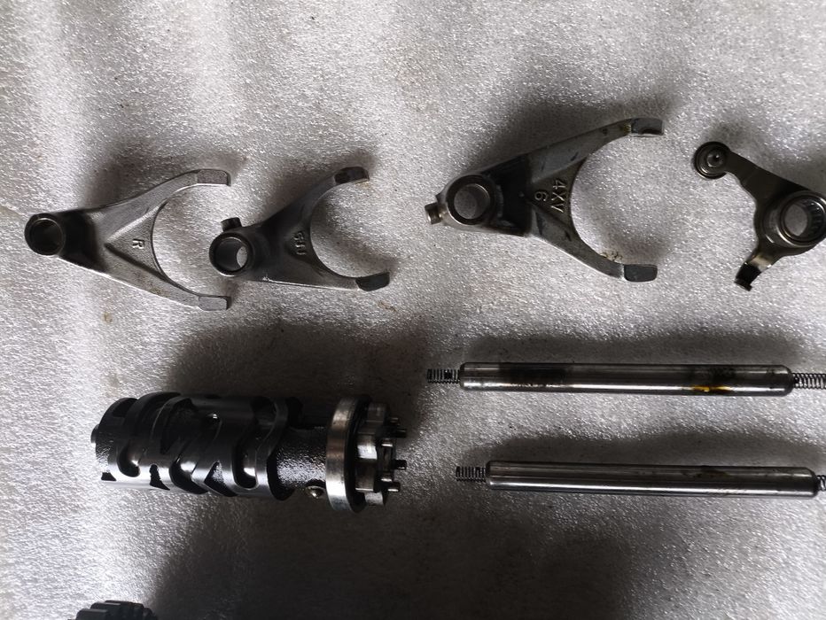 Yamaha r1 rn01 skrzynia biegów