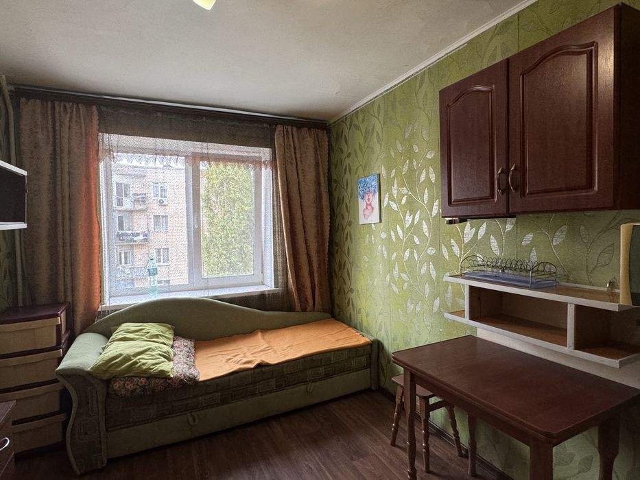 Продається кімната в гуртожитку