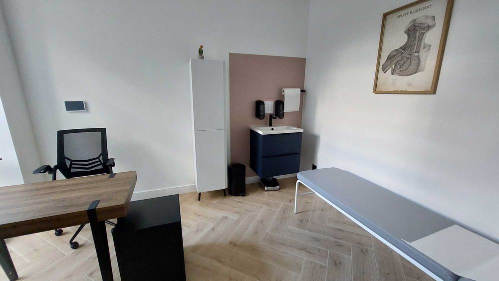 Gabinet lekarski na wynajem - nowy, klimatyzacja, internet