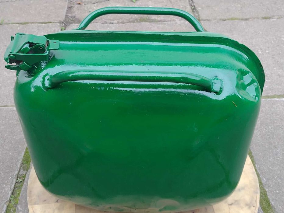 Продам каністру металеву, КРАЗ, 37-40л., виготовлену в срср