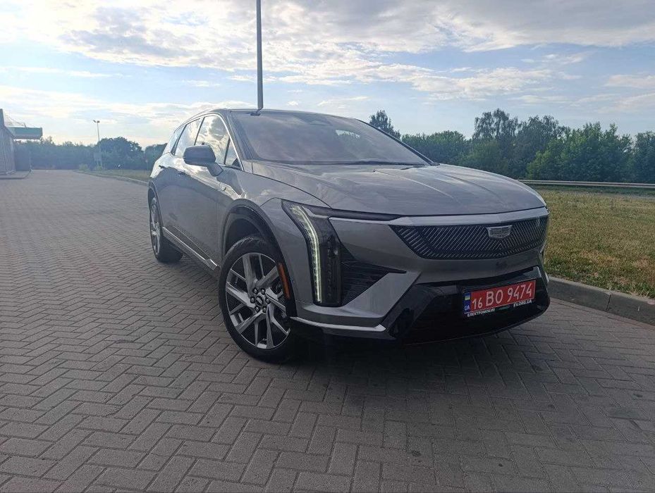 Cadillac Optiq 2025 VIN 3GYK3DMR2SS263371 фото оголошення 2 з 23