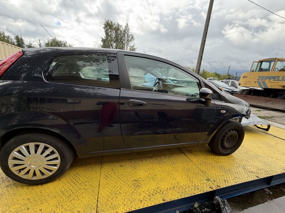 Drzwi Fiat Grande Punto 3 drzwi prawe