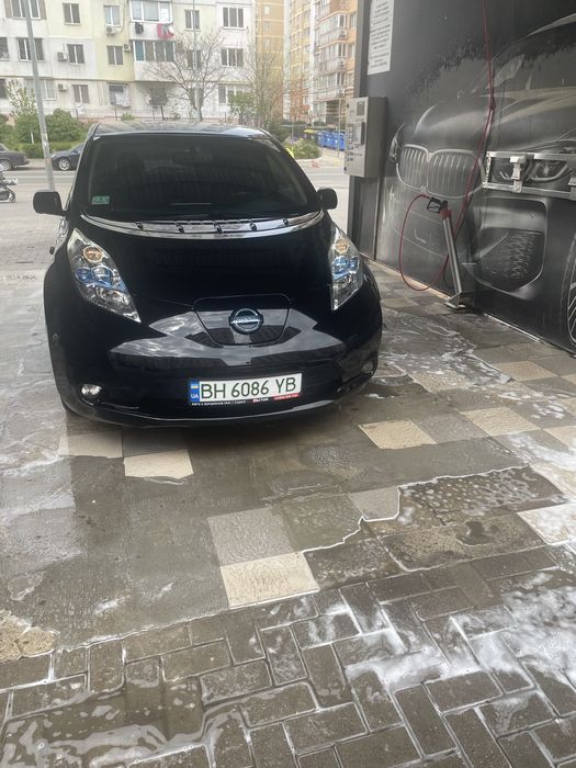Аренда Nissan Leaf