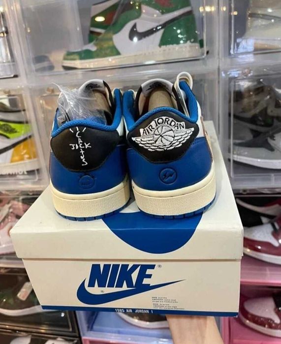 Jordan x Travis Scott x Fragment Air Jordan 1 low sneakers