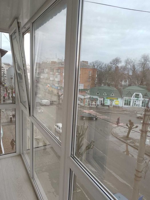 Дво кімнатна квартира подобово,погодинно.Вулиця европейска 20