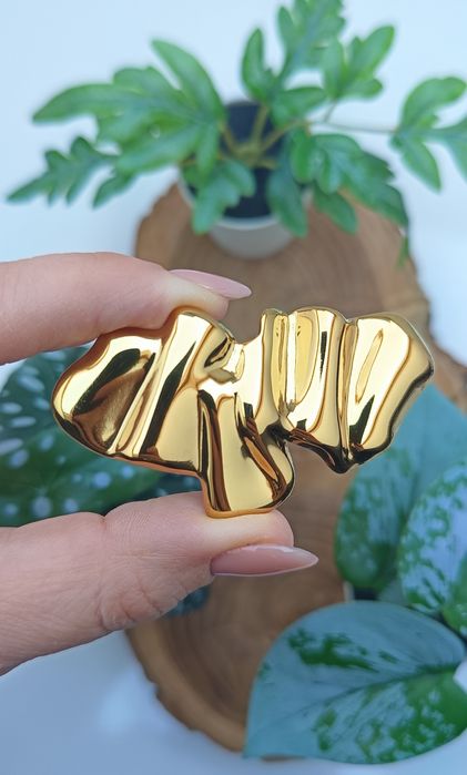 Nowa elegancka broszka ze stali nierdzewnej + gratis