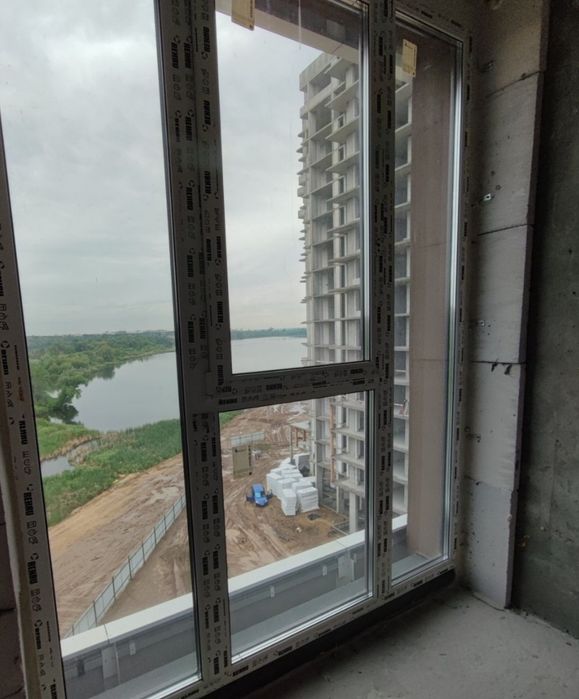 Однокімнатна видова квартира на озеро