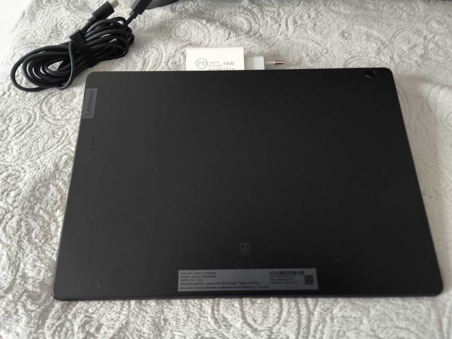 Tablet Lenovo Tab M10 10.1" Full HD 3GB RAM 32GB LTE WiFi + Etui